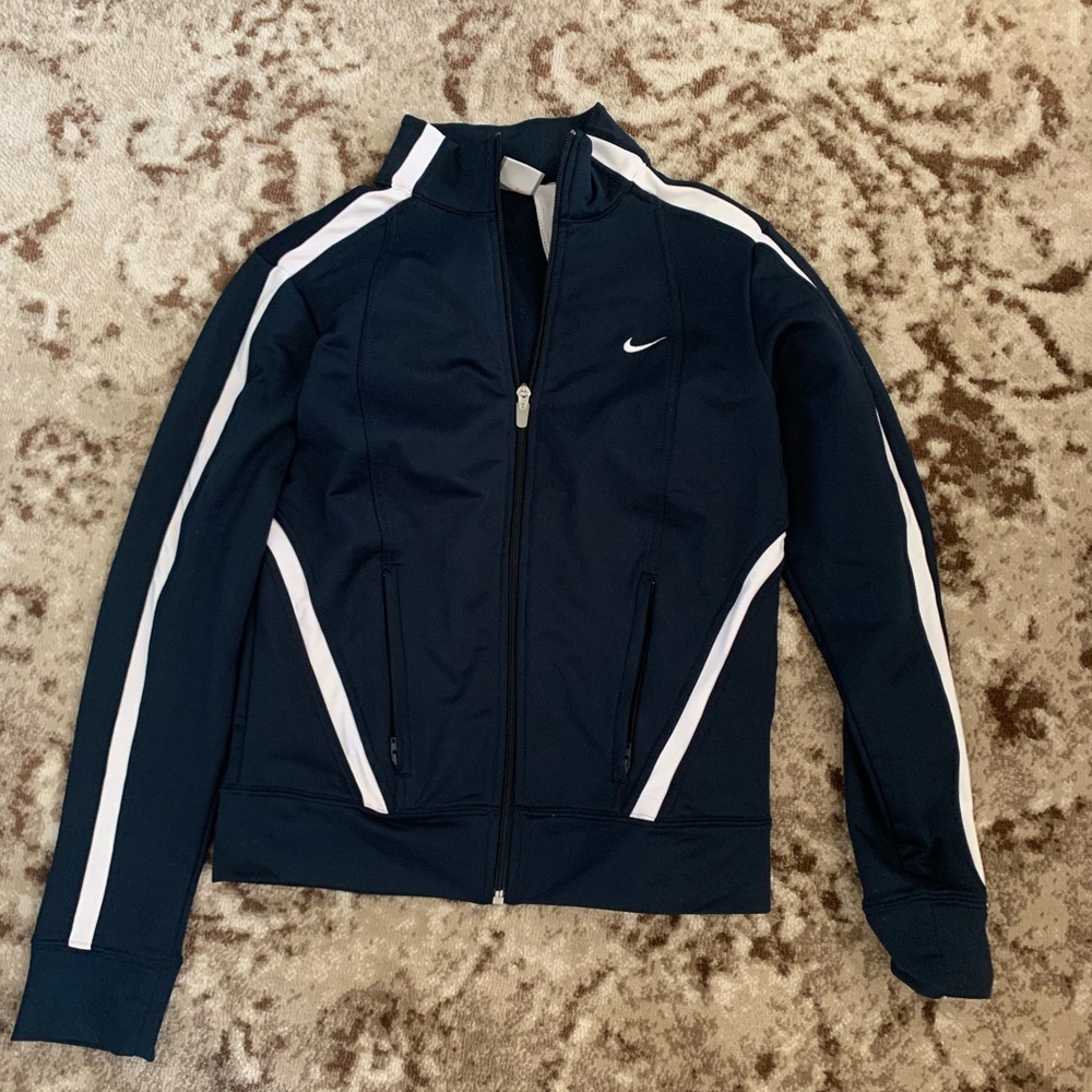 Cropped vintage nike tennis jacket